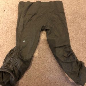 Cropped lululemon leggings